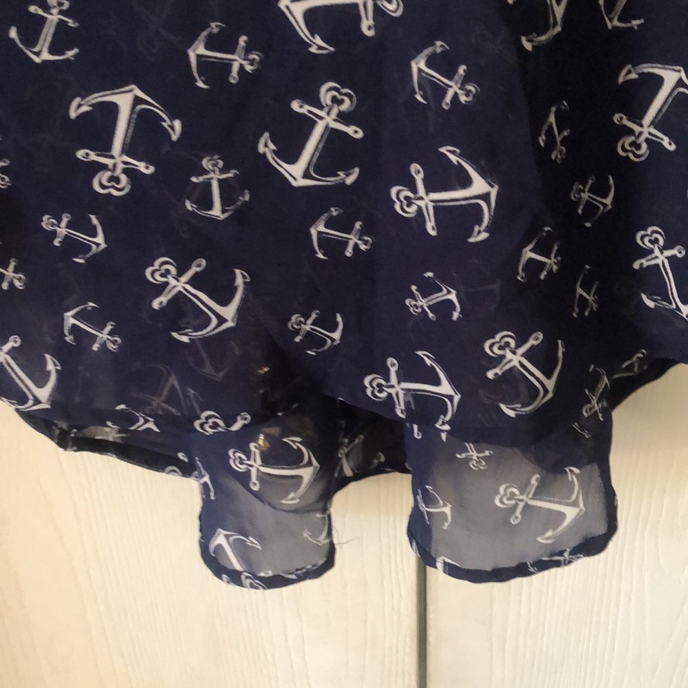 Woman’s spring blue & white peasant truth anchor blouse - Picture 8 of 11